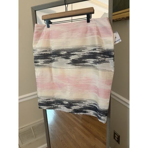 Kasper Ombre Pencil Skirt Womens 18 Pink Black Straight Jacquard Work New - Picture 1 of 6